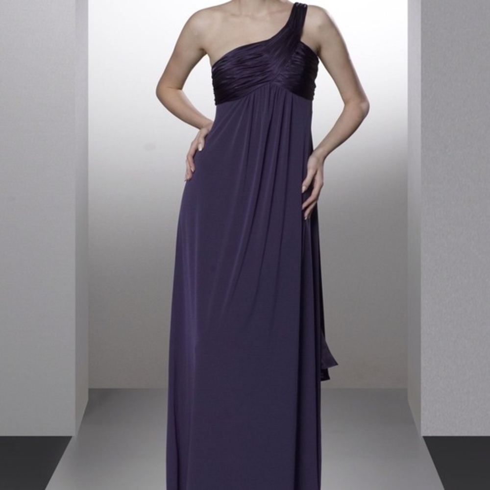 David’s Bridal Bridesmaid dress in lilac Size 14 - Picture 2 of 8
